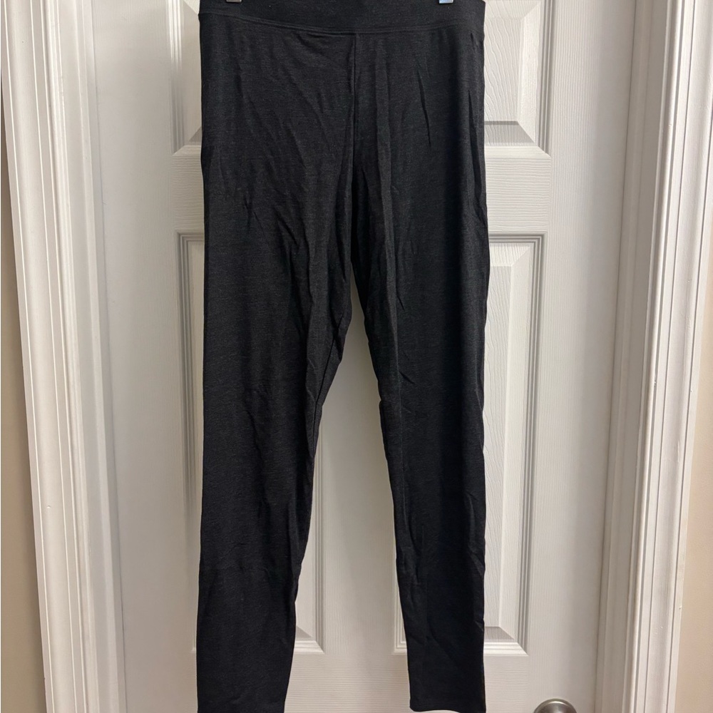 Pink Victoria’s Secret Dark Grey leggings